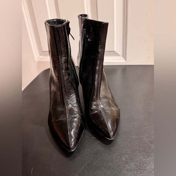 Sam Edelman Black Heeled patent leather ankle Boots size 10 - Picture 9 of 9